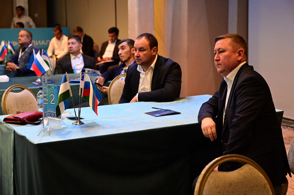 Радий Хабиров дал старт переговорам на форуме «ИННОПРОМ. Центральная Азия»