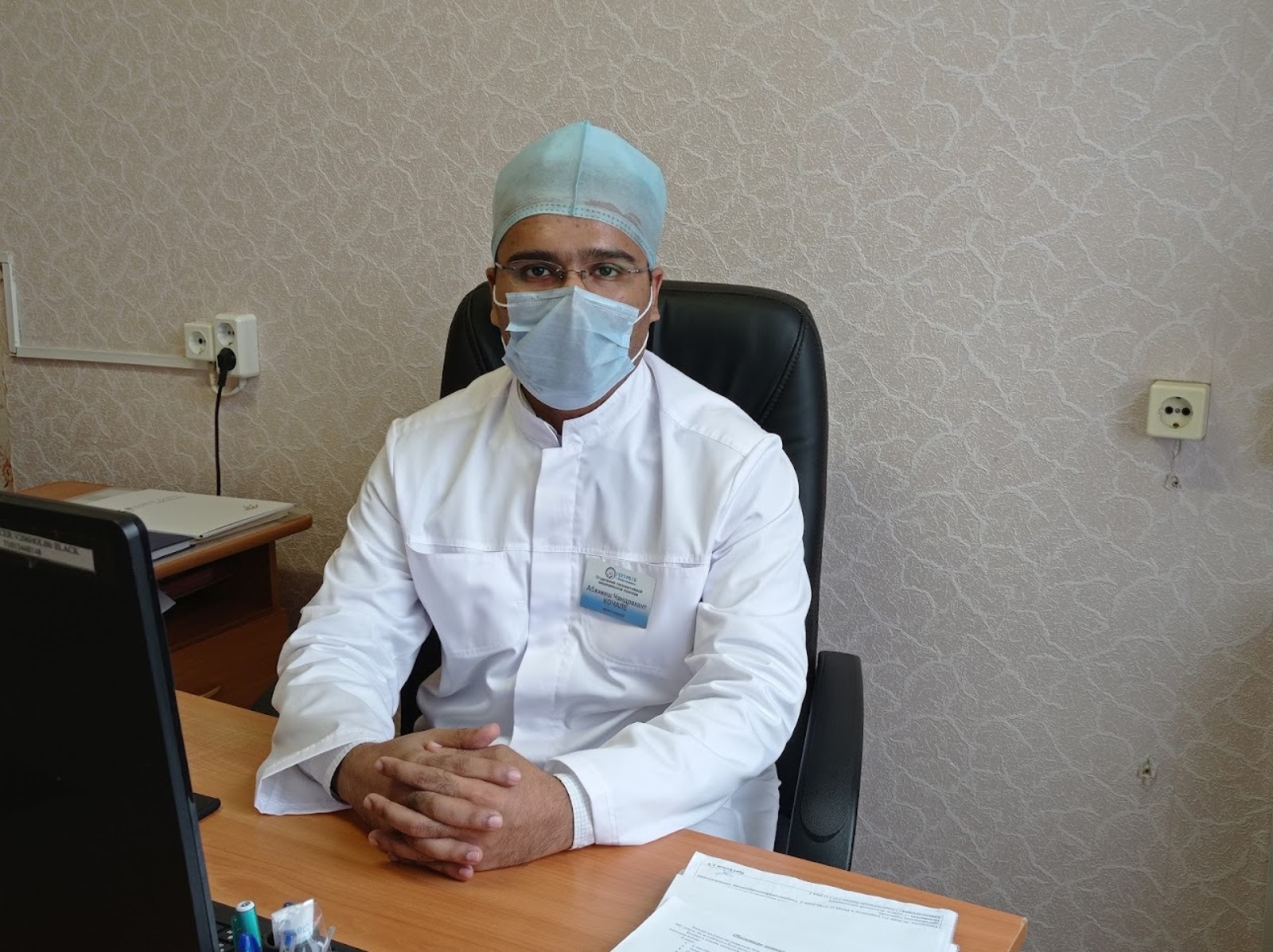 Врач-хирург Абхикеш Кочале: «Я привился первым»