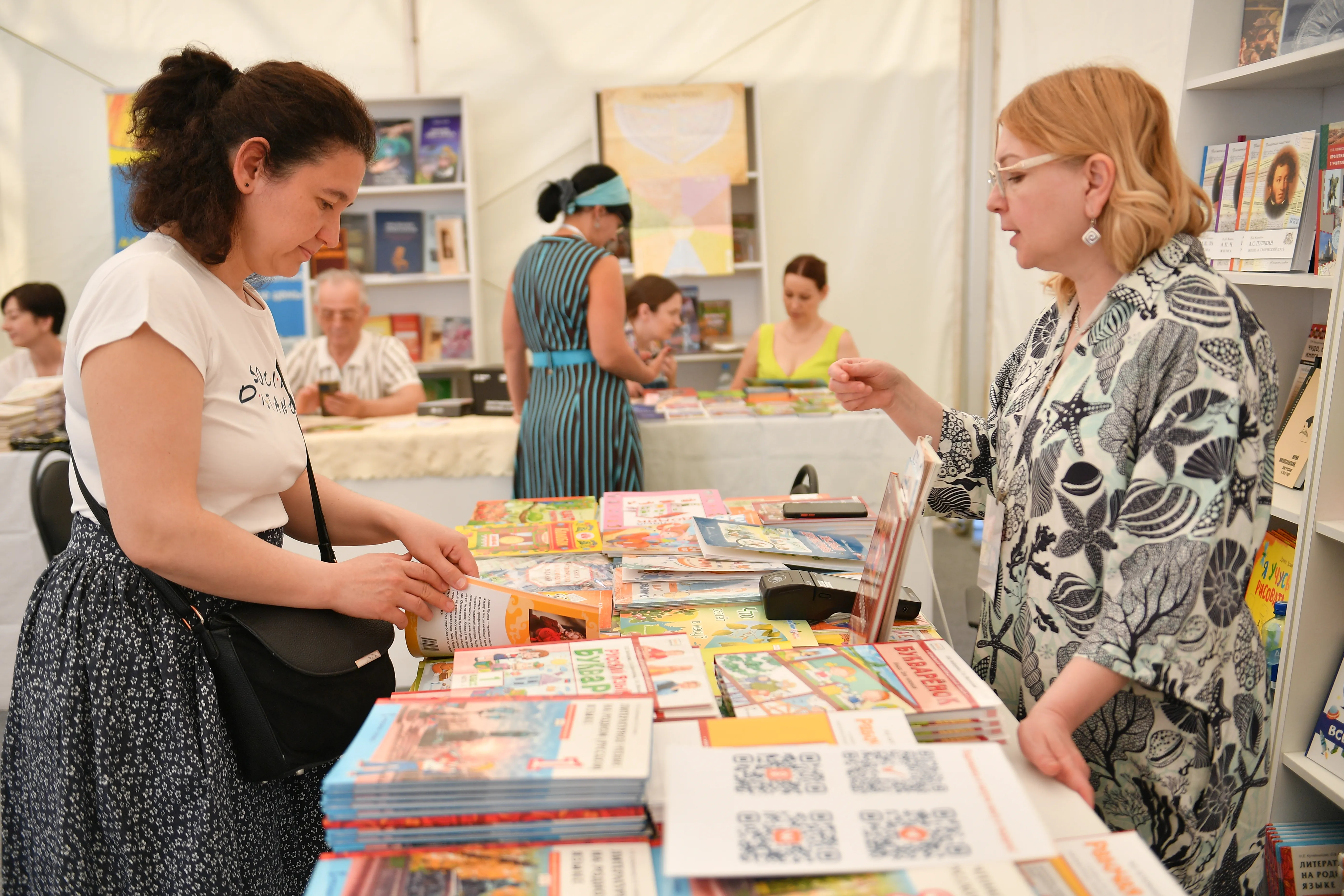В Уфе стартовал первый день книжной ярмарки «Китап-Байрам»