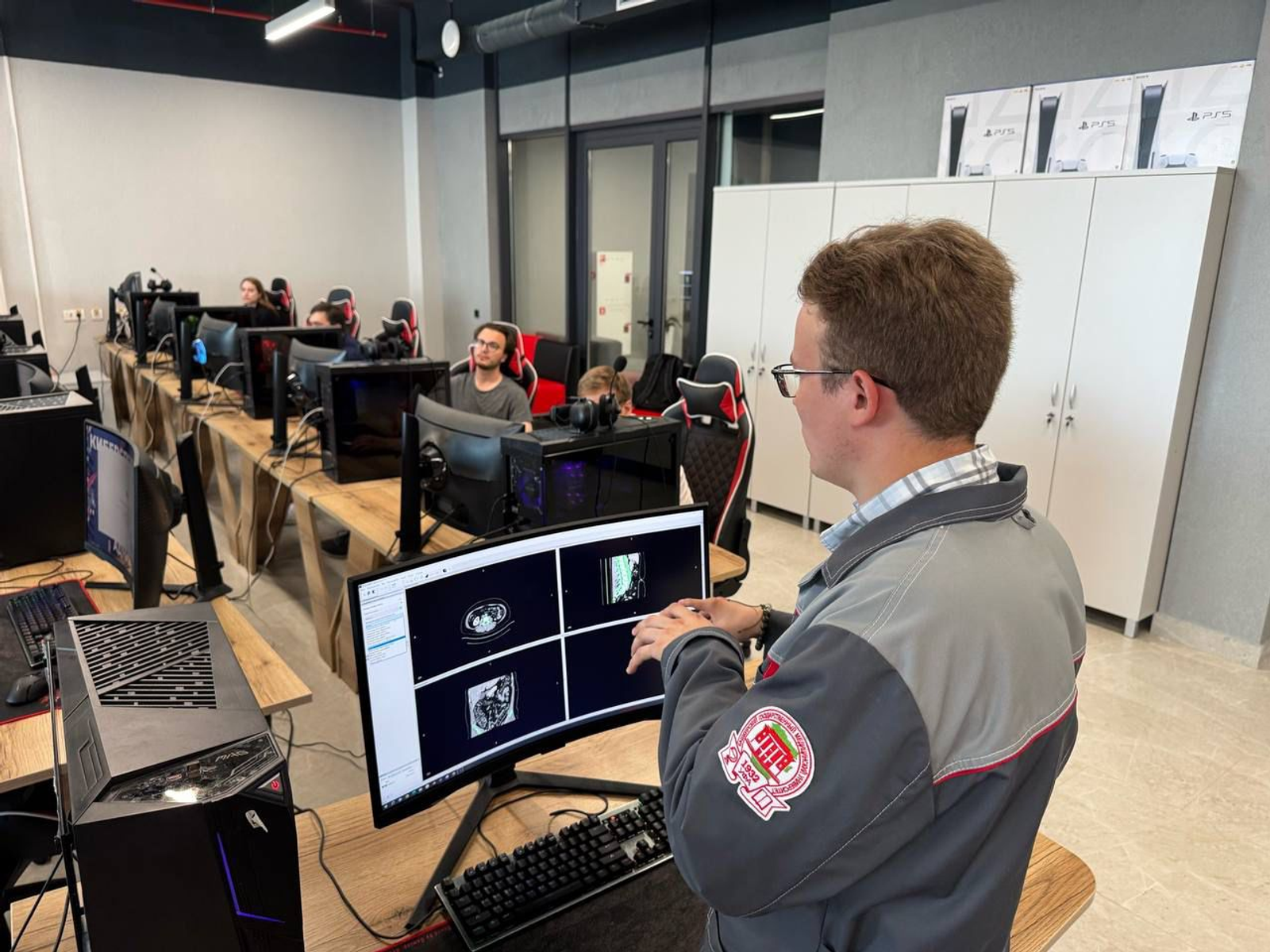 Безопасное применение ИИ в образовании и медицине