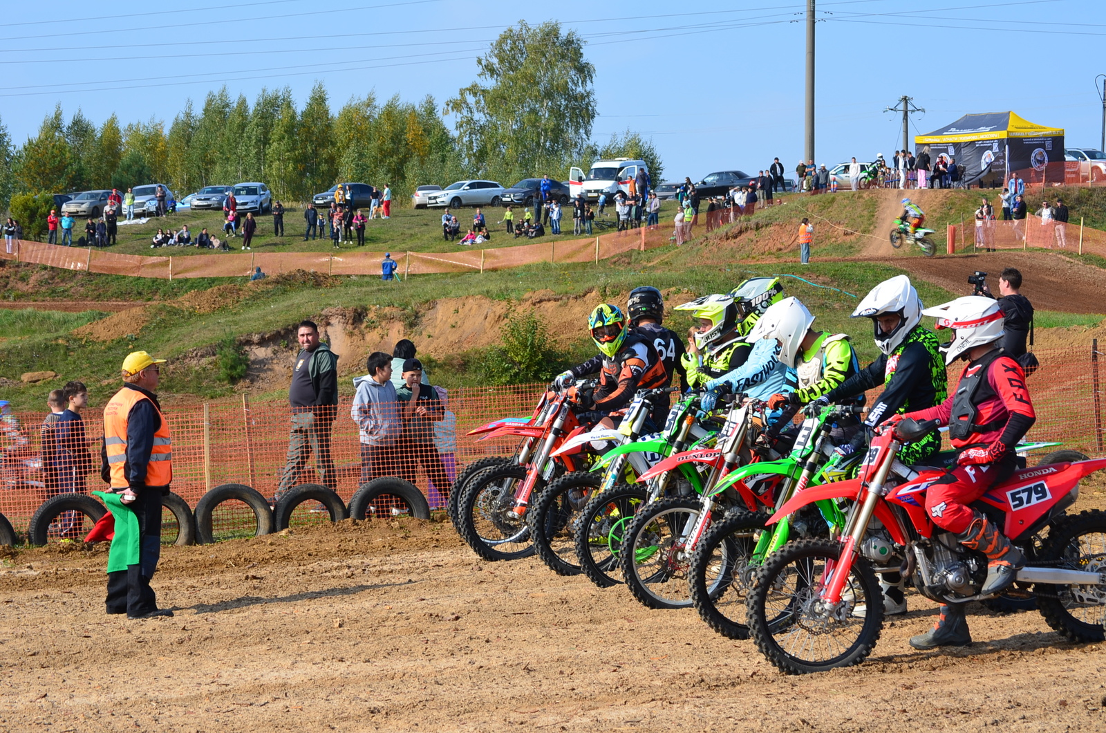 Мотокросс памяти Анатолия Князева собрал тысячи зрителей