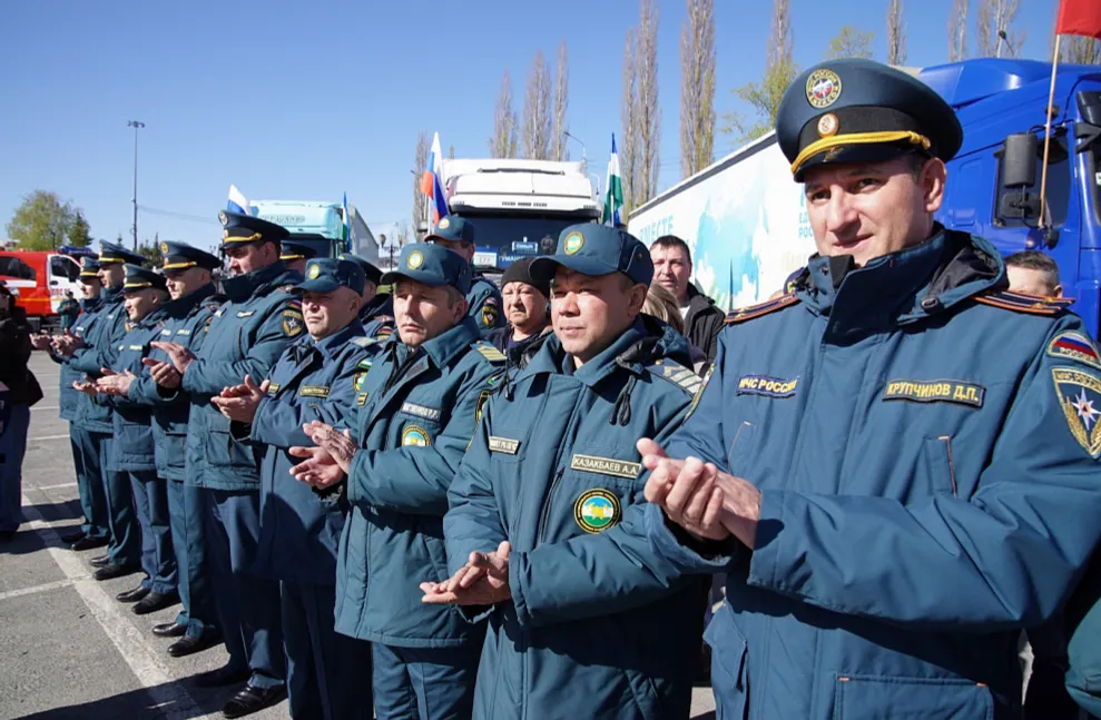 Пожарные Башкортостана в преддверии праздника получили новую технику