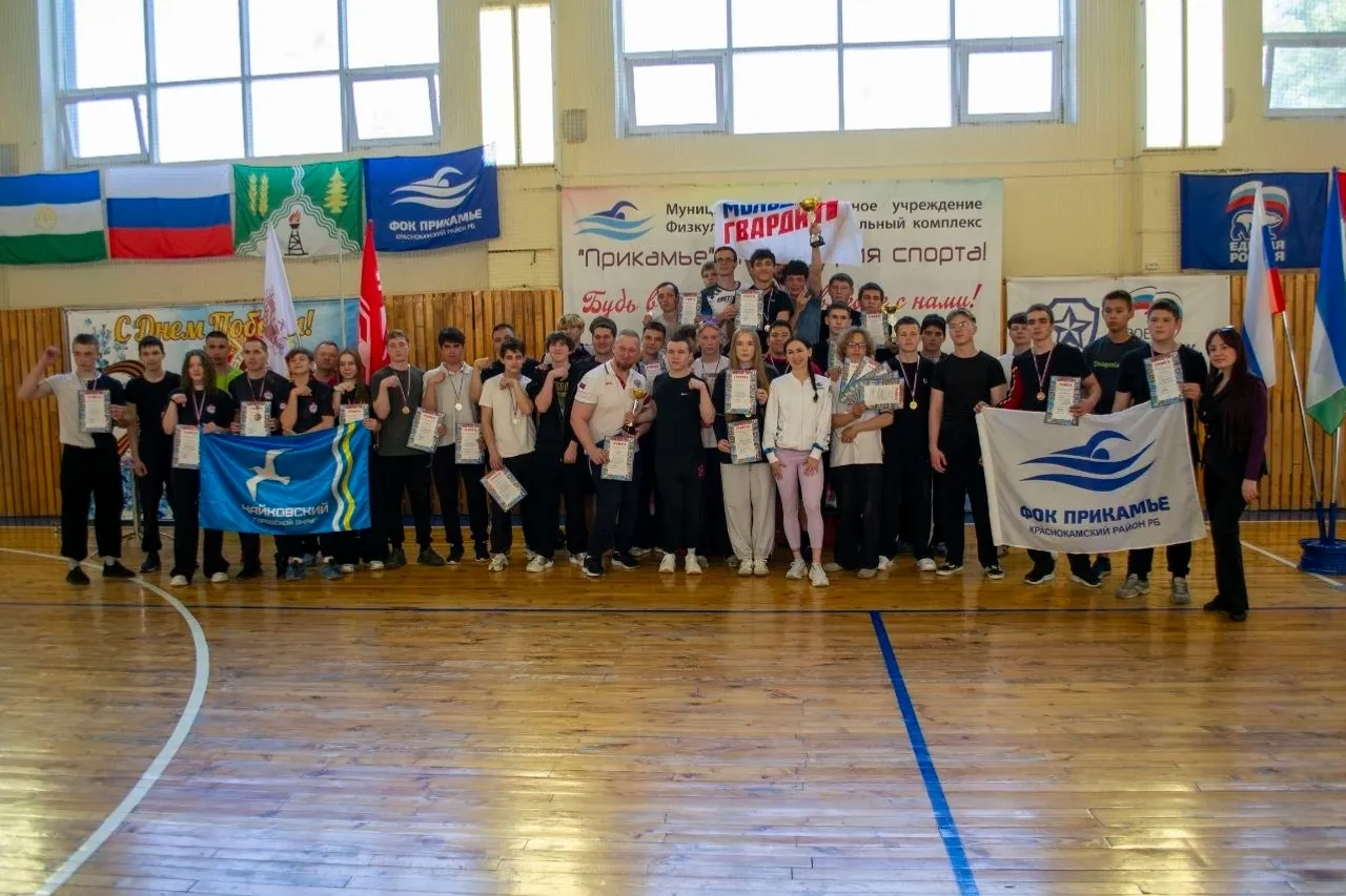 Спортсмены из Агидели победили в турнире по армрестлингу «Стальное братство»