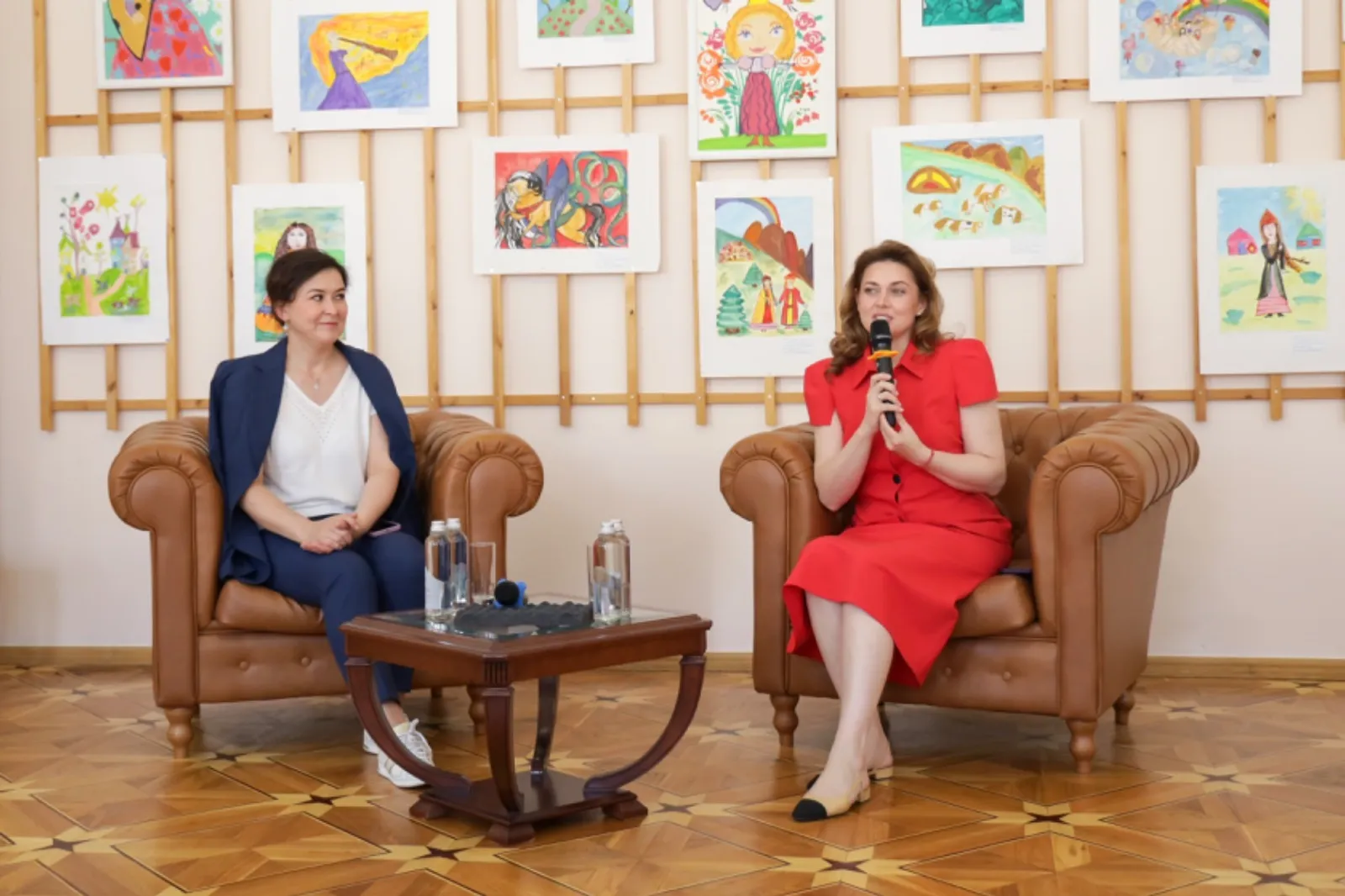 Каринэ Хабирова и Амина Шафикова рассказали одарённым детям, как стать министром