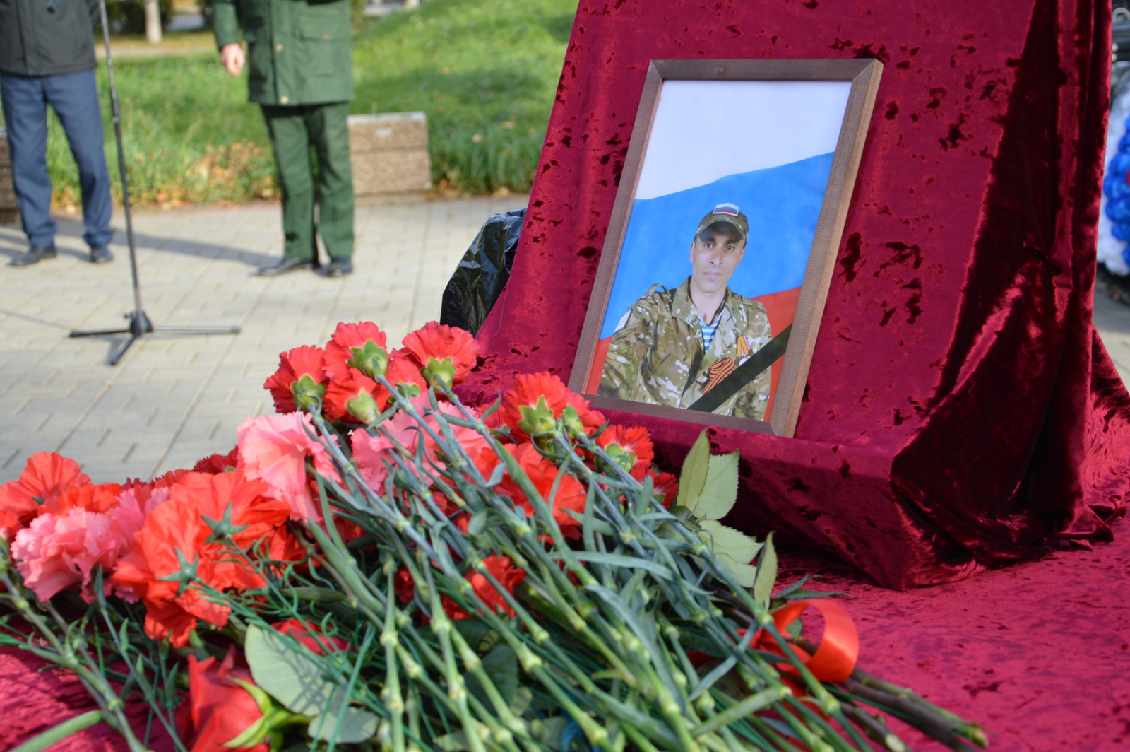 Вечная слава герою: Агидель простилась с воином Сергеем Марченко