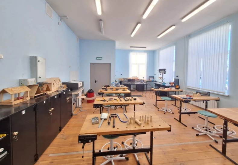 711 школ Башкортостана получили новое оборудование для кабинетов труда и ОБЗР